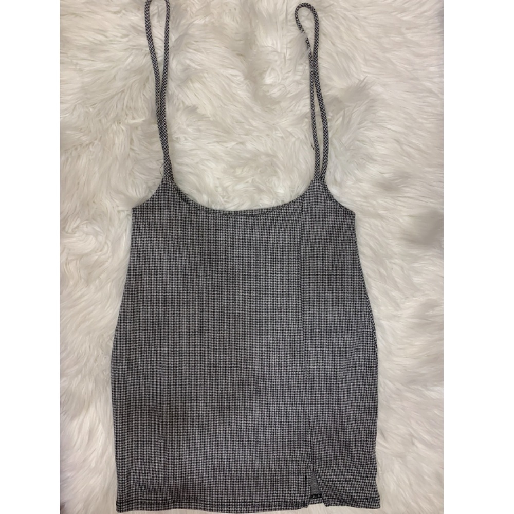 NWT Black/white houndstooth pattern skirt/dress overalls